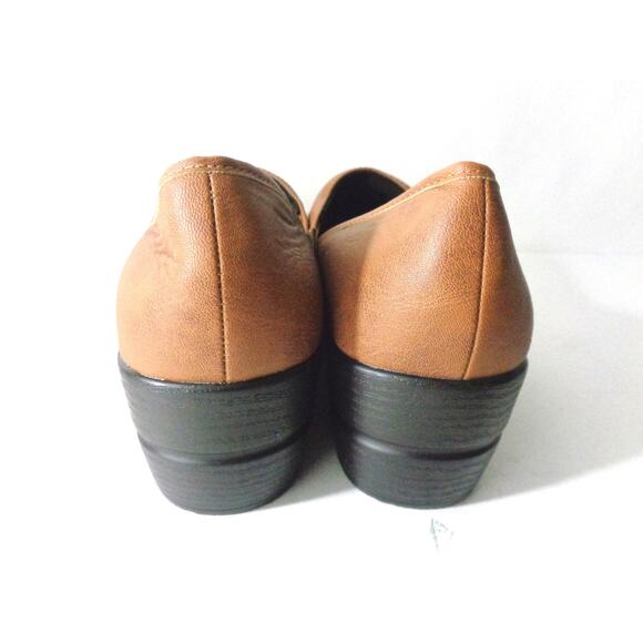 AXXIOM Marnie 10M Cognac Medium Brown Slip On Closed Heel Clogs Platform Shoes - Picture 3 of 8